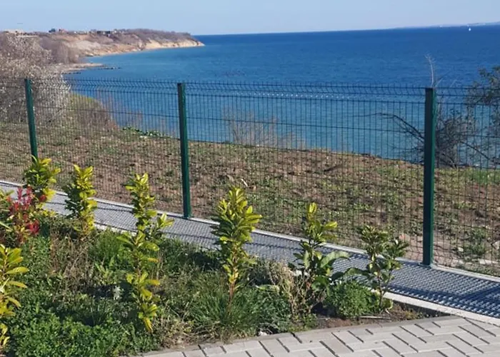 דירה лукс тераса първа линия